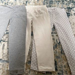 Girls Capri Leggings Size Medium